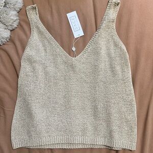 Sage the label matching set